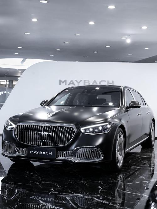 成都59岚图汽车的售后服务让用户无忧出行，迈巴赫未来的豪华车趋势